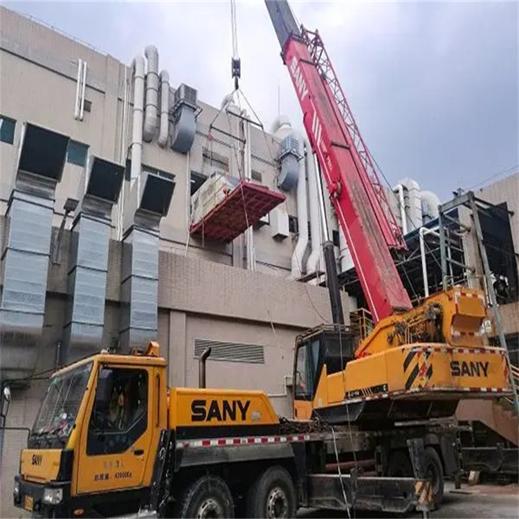 南丰镇一百吨吊车吊臂多长